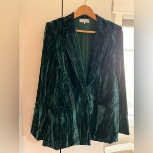 WayF Velvet Blazer size M